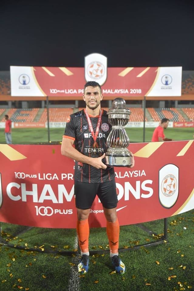 Tem Gol!!! Tem Título no Exterior!!!! Gilberto Valdenésio