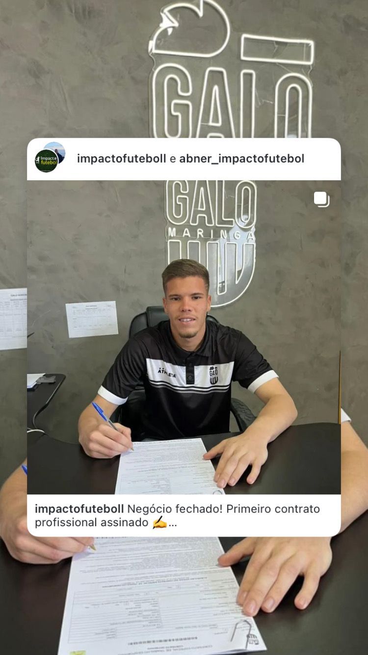 Contrato Assinado! Mikael assina contrato profissional