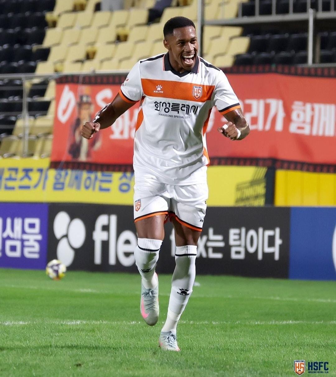 Tem Gol!!! Arthut Moura marcou na Korea para o HWASEONG