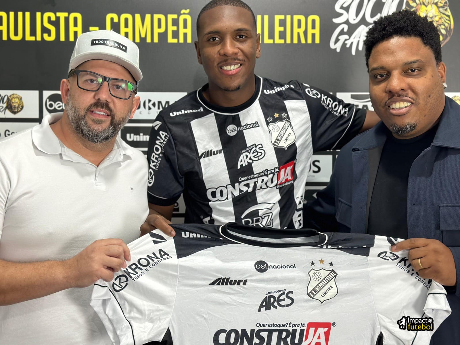 Eduardo Porto - Zagueiro/Defender